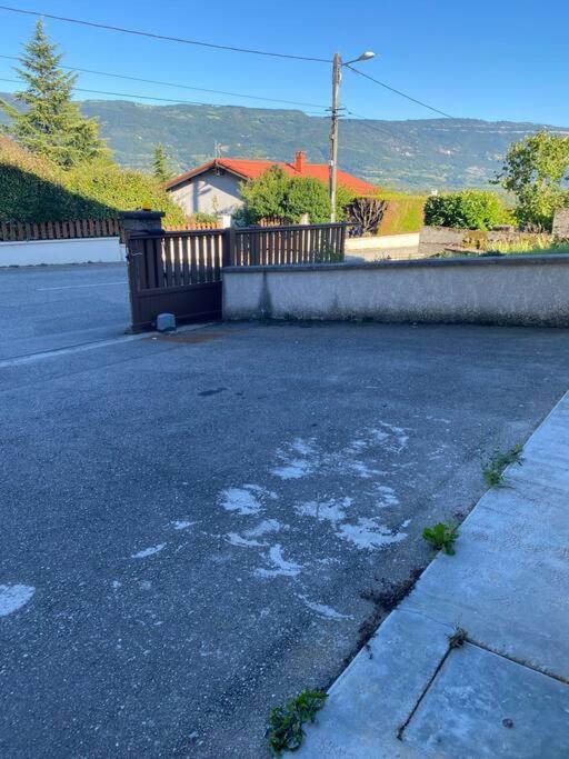 Charmant Appartement Entre Lacs Et Montagnes ! Culoz Exterior foto